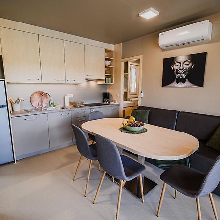 Deluxe Lake View Mobile Homes With Thermal Riviera Tickets Catez ob Savi Ngoại thất bức ảnh