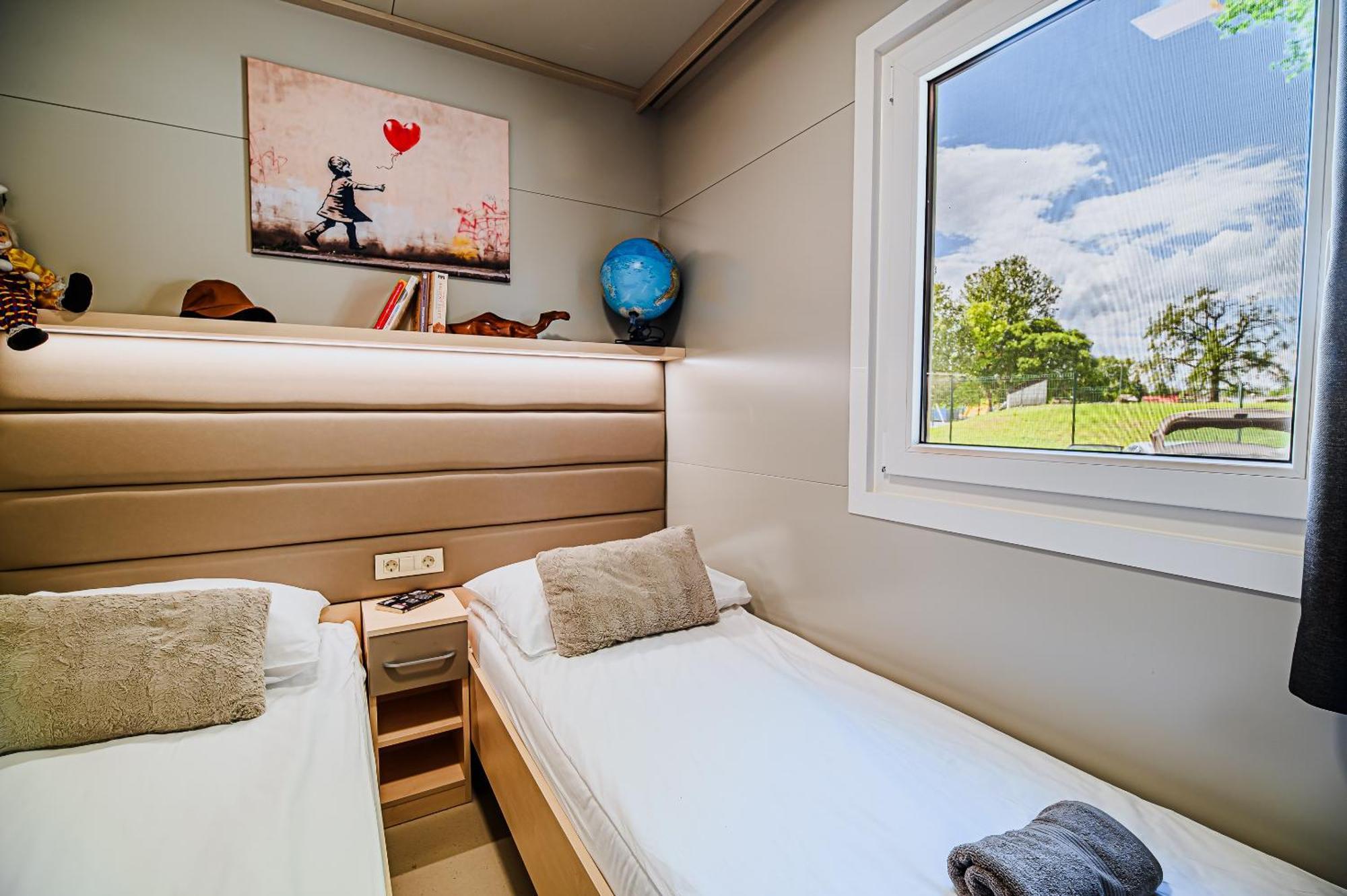 Deluxe Lake View Mobile Homes With Thermal Riviera Tickets Catez ob Savi Ngoại thất bức ảnh